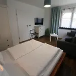 別荘 Home, Lübben